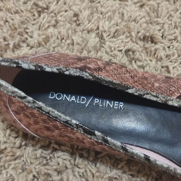 Donald Pliner Women's Deedee 7M Faux Snakeskin Pink/Purple Slip on Loafer Flats - Picture 7 of 12